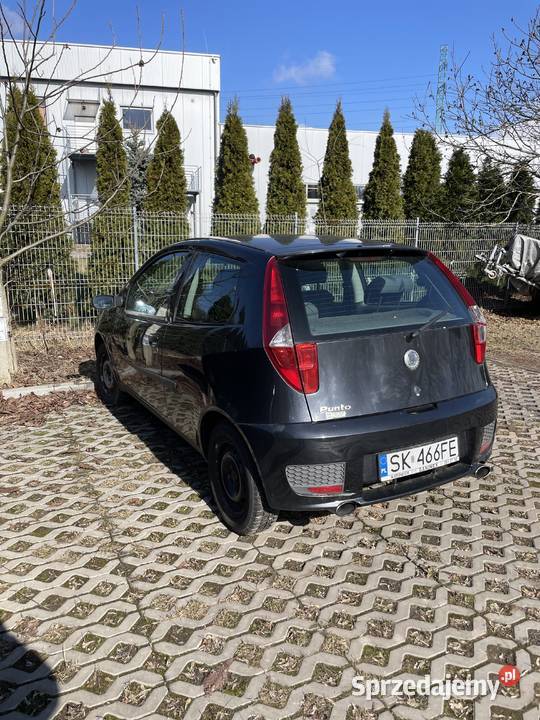 Fiat Punto 12 benzyna 2003 welurowa tapicerka śląskie Chorzów