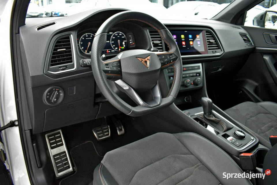 Cupra Ateca Bezwypadkowy Salon Polska Serwis ASO wspomaganie kierownicy Łódź