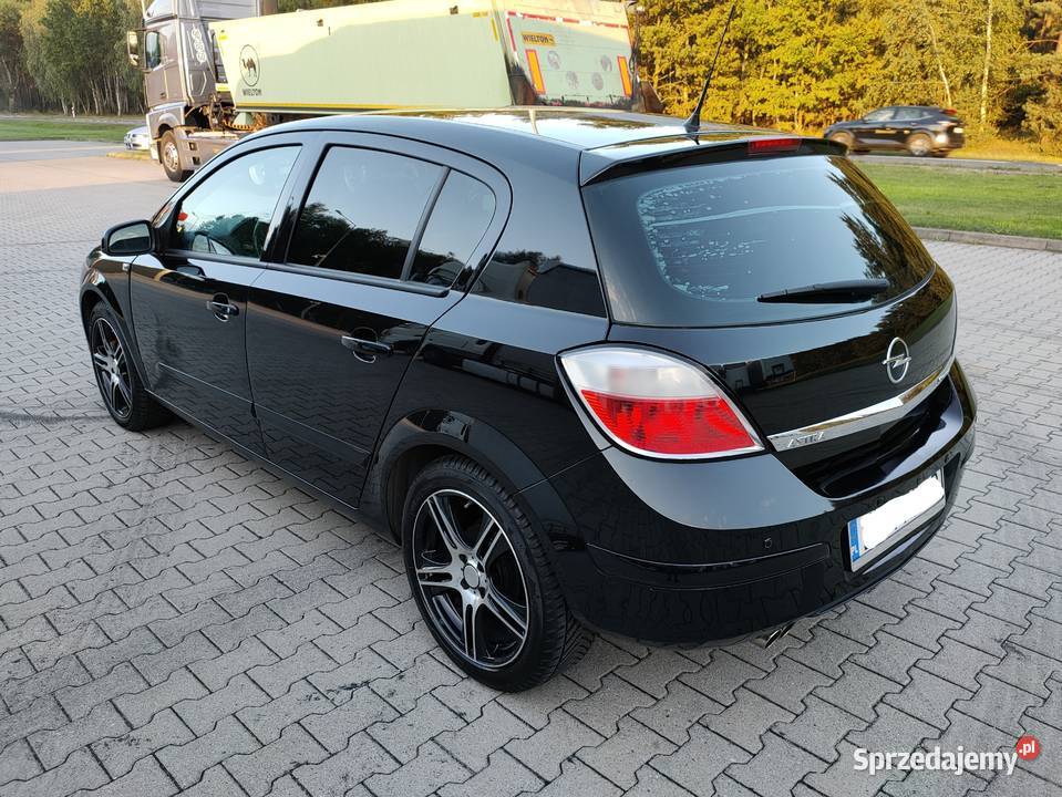 Astra 16 LPG zadbana 180 Android kamera alu MSW 105KM Łódź sprzedam