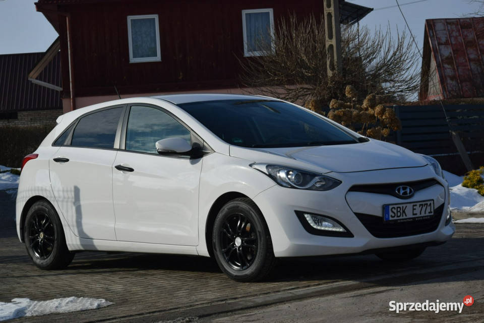 Hyundai i30 14B 2015r Navi Kamera 121 VAT marża Majdan Sieniawski