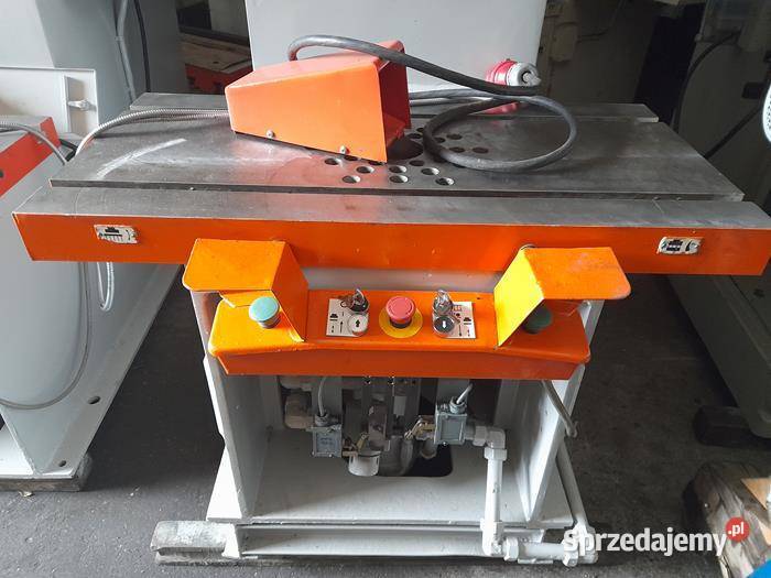 Prasa hydrauliczna WMW PYE 40 SS z wyrzutnikiem Krobia