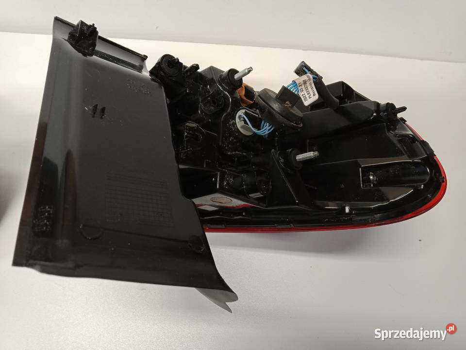 CITROEN C5 AIRCROSS LIFT LAMPA TYŁ W KLAPE I