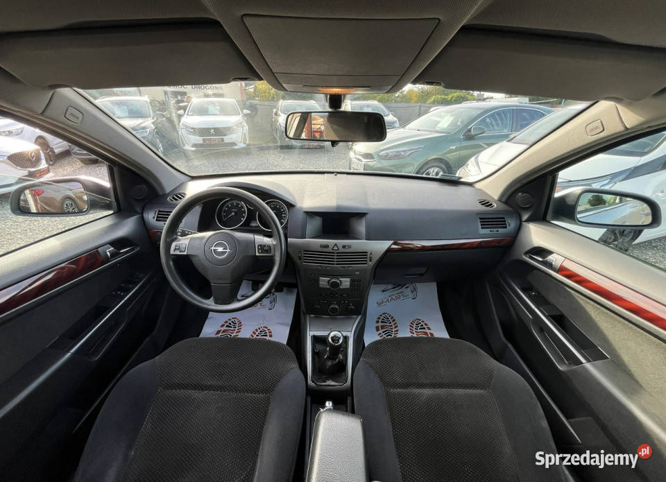 Opel Astra 16 benzyna Sprawny Nowe Opony H ASR (kontrola trakcji) Astra Rydułtowy
