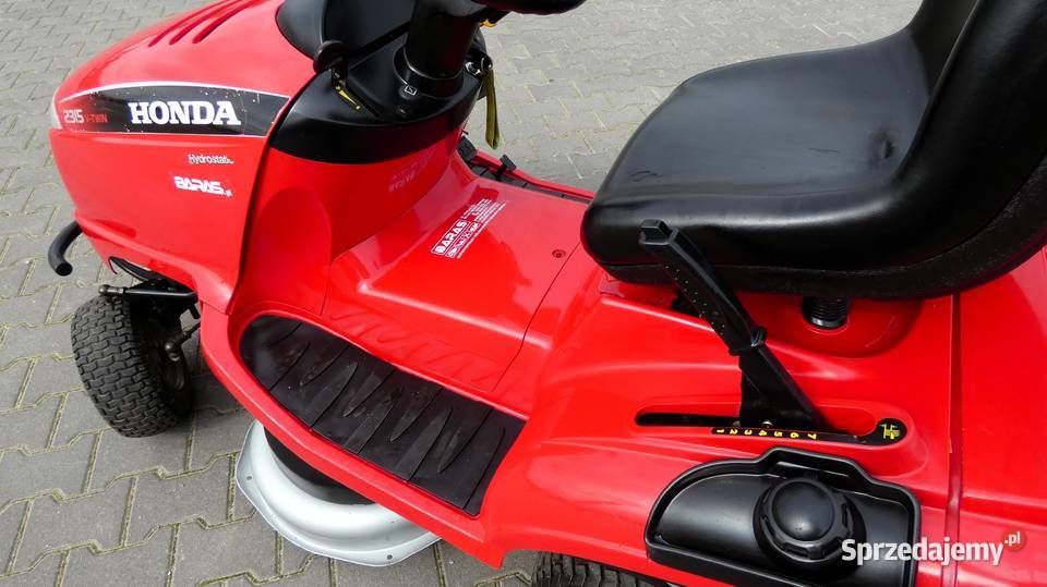 Traktorek kosiarka HONDA 2315 2 Cylindry 1805026 łódzkie Świnice Warckie