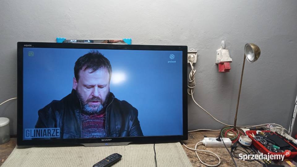 Sprzedam telewizor Sharp 42 cale led