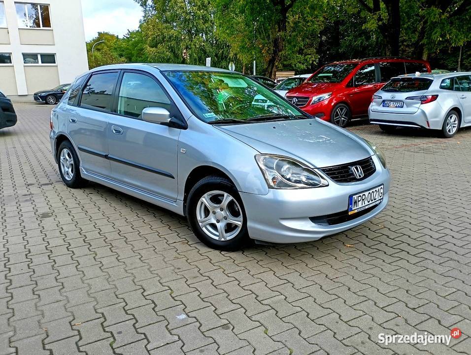 Sprzedam piękną Hondę Civic VIII lift 2005r 14 Samochody osobowe