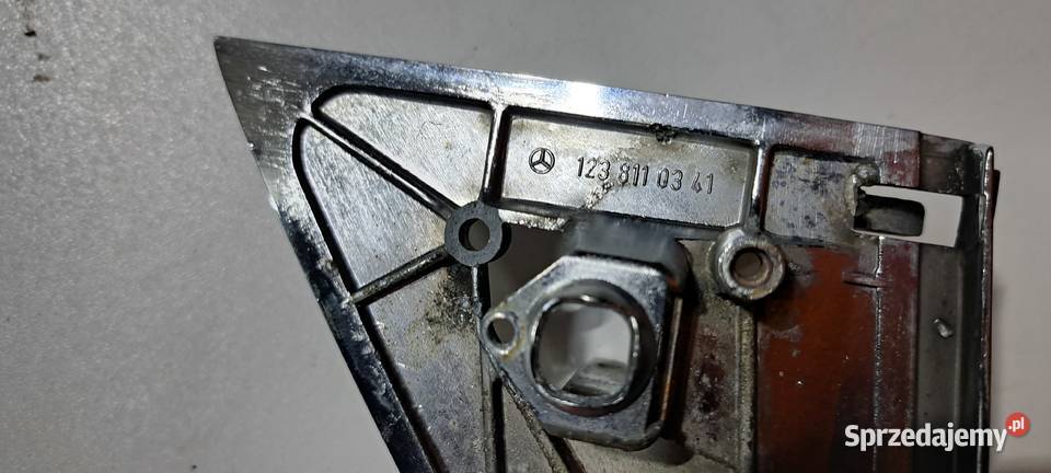 Podstawa mocowanie lusterka lewego Mercedes W123 Luzino