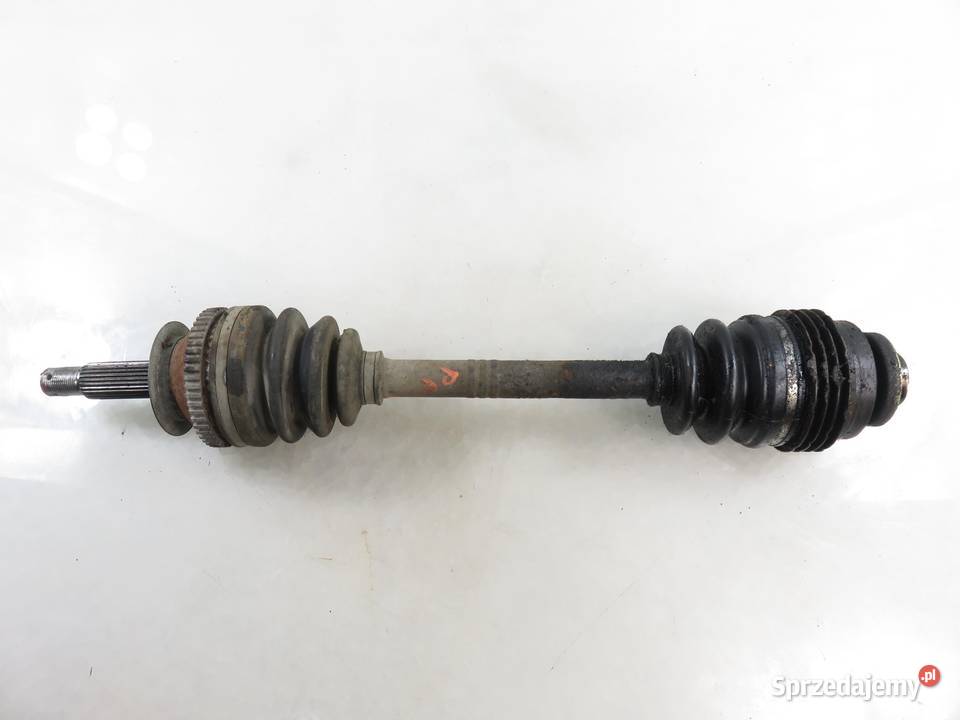 PÓŁOŚ PRAWA PRZEDNIA HYUNDAI SANTA F I 20 CRDi