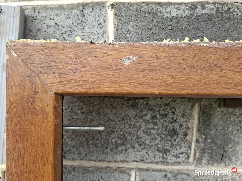 Okno złoty dąb aluplast Okna i parapety Jędrzejów sprzedam