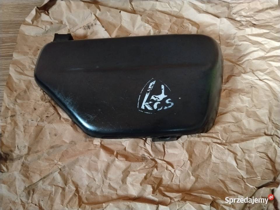 Wsk 125 Kos boczek prawy oryginalny Plastik Brzozów