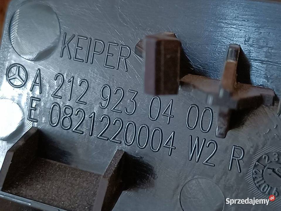 MERCEDES W212 RAMKA OSŁONA UCHWYTU KANAPY PRAWY Pleszew sprzedam