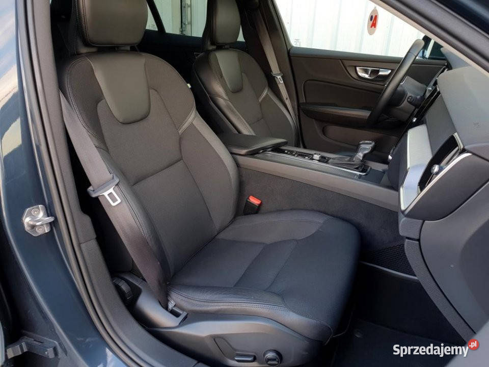 Volvo V60 2019r Fvat 23 Bezwypadkowy Gwarancja Volvo Rzeszów