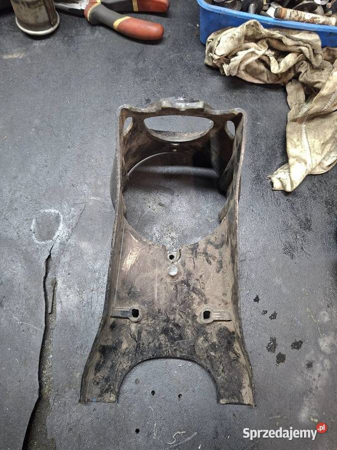 Lorpus obidowa lampy Komar Sport na duży licznik