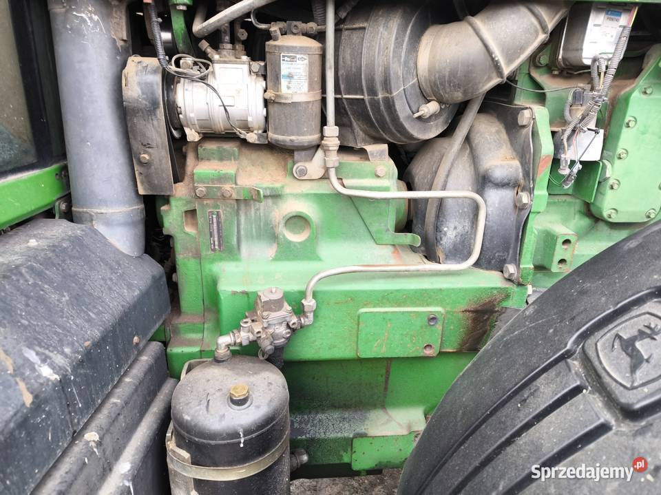 John Deere 8200 Powershift pneumatyka
