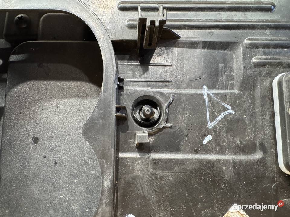 Zaślepka klapka ładowarki Maxus delivery Sieraków