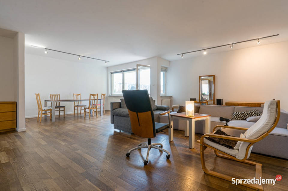 Apartament na starym Mokotowie bezpośrednio 3 piętra i więcej