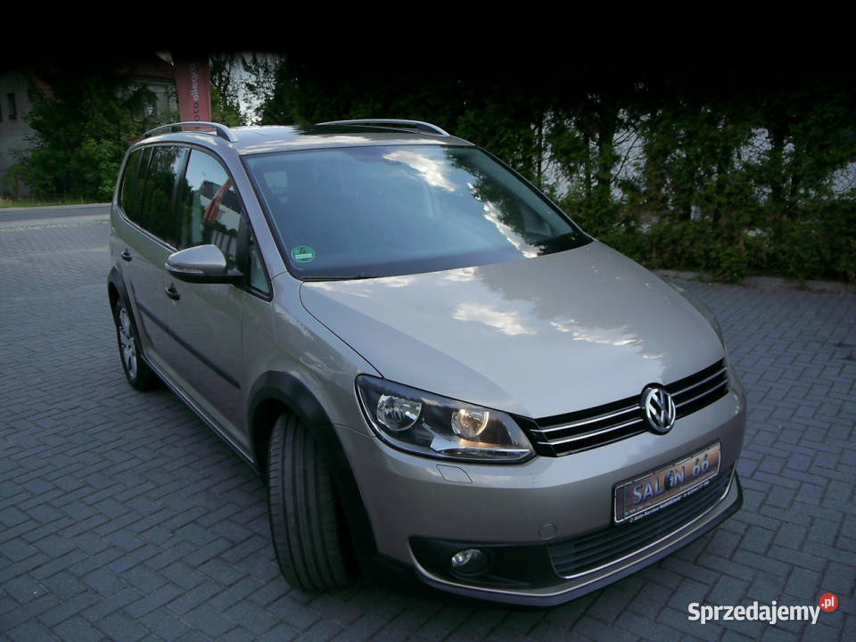 Volkswagen Touran CROSS tdi Stan Bezwypadkowy z lakier metallic Częstochowa
