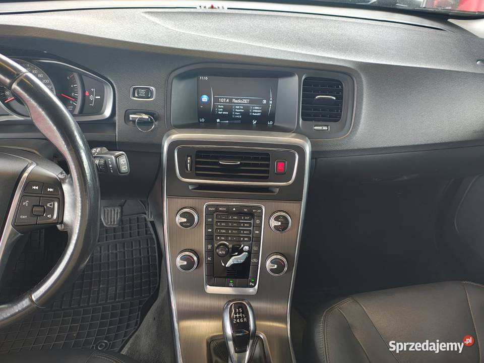 Volvo V60 Zarejestrowane Zadbane 2015r 20 Diesel isofix podkarpackie Zarszyn