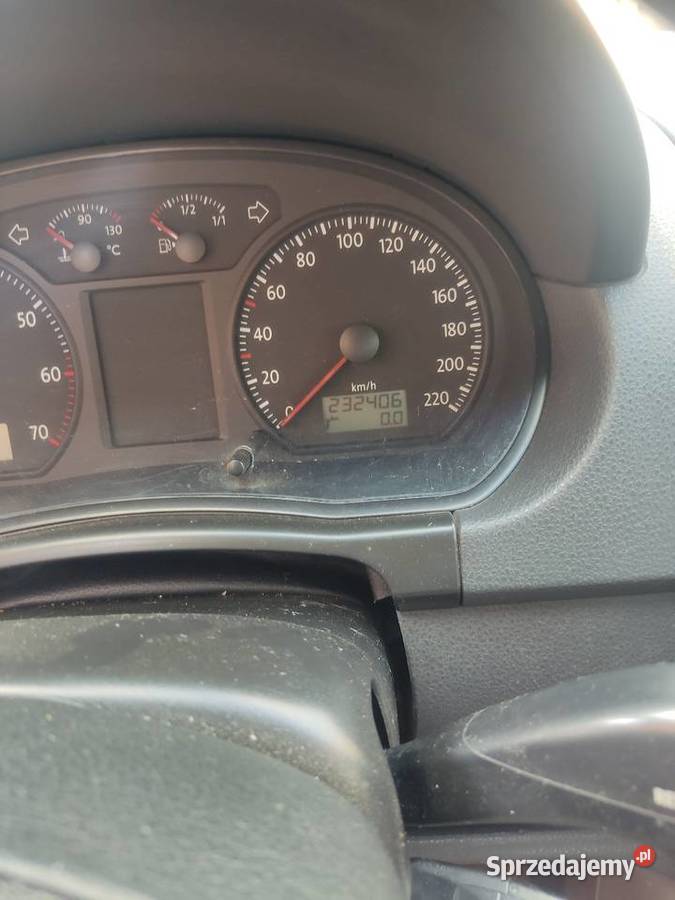 Polo 14 benzyna gniazdo USB Motoryzacja Raciborowice Dolne