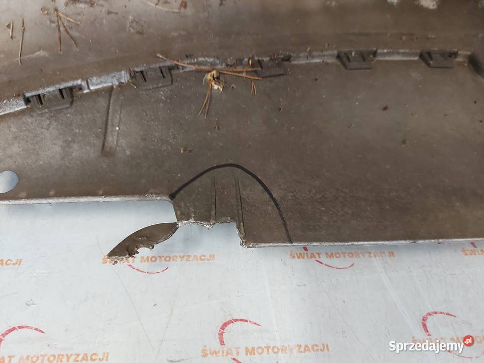 CORSA D LIFT 11r zderzak przód 13286000 osobowe Kielce