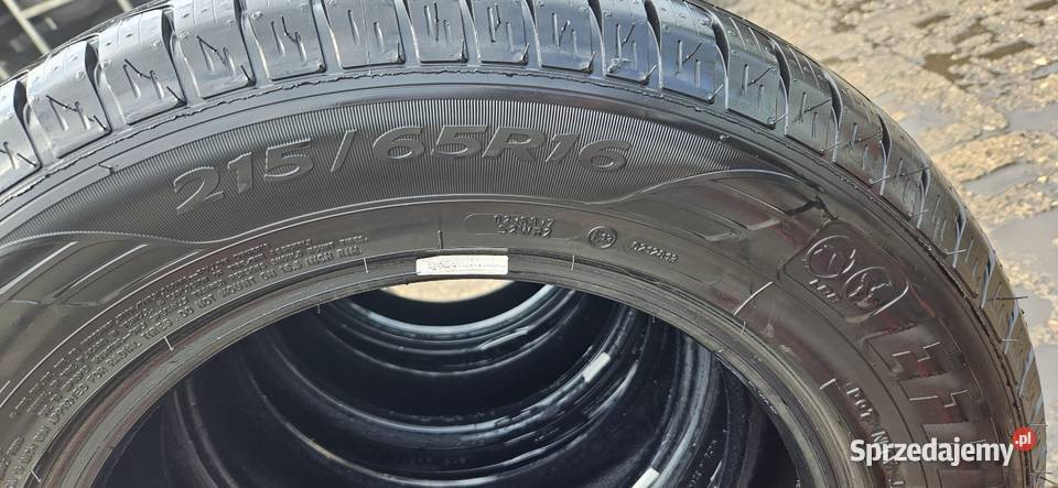 Sprzedam opony 215 65 r 16 Goodyear Puławy