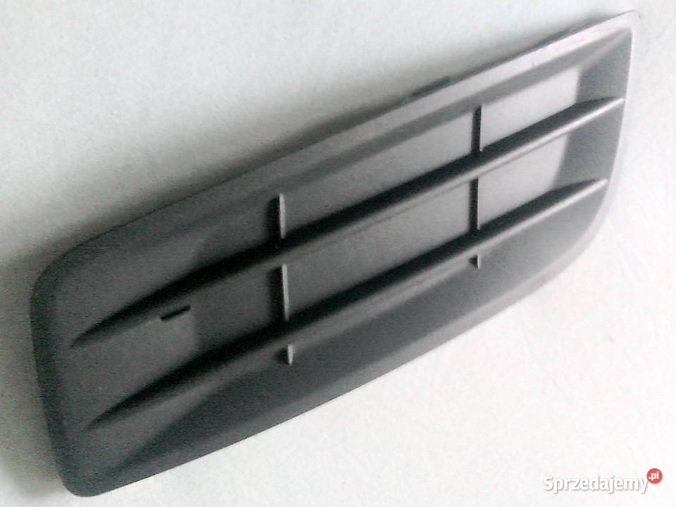 VOLVO V50 oryg zaślepka zderzaka kratka Karoseria śląskie Piekary Śląskie