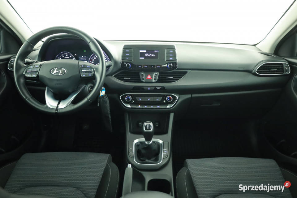 Hyundai i30 15 DPI manualna