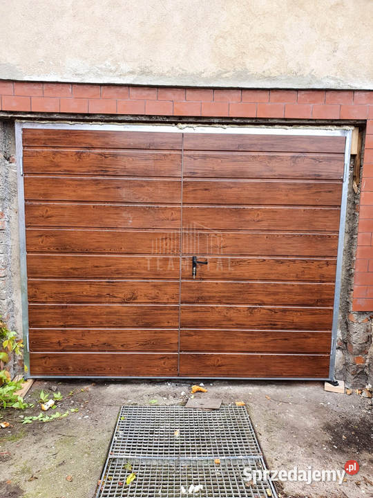 Bramy garażowe na wymiar dwuskrzydłowe ocieplone Lubin