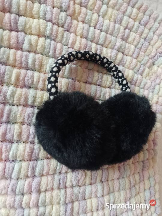 Futrzane nauszniki na głowę z Madrytu Top Kraków