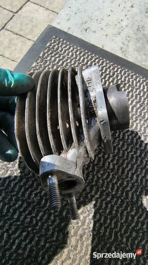 Cylinder głowica Komar motorynka Romet Rzeszów
