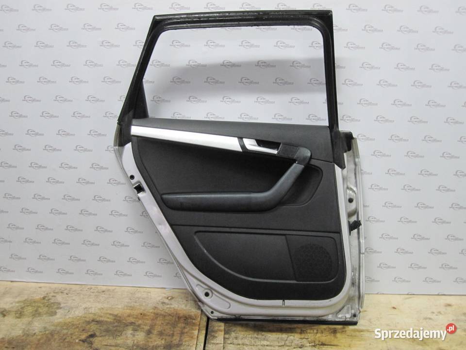 AUDI A3 8PA LIFT 09r drzwi lewe tył sprzedam