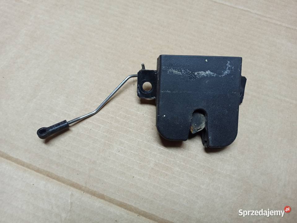 VW Caddy 3 Zamek bagażnika 2KO827505 2K0827505 Bolesławiec