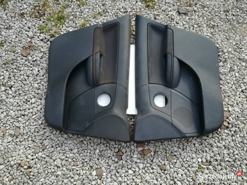 Boczek boczki tapicerka drzwi lewych prawych Sukmanie