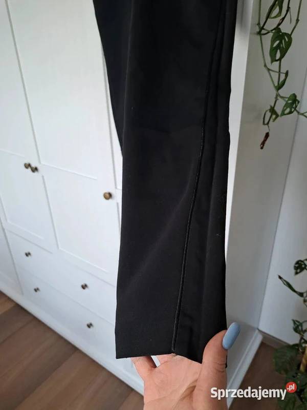 czarne eleganckie spodnie Vila klasyka i wygoda Vila pomorskie Trąbki Wielkie