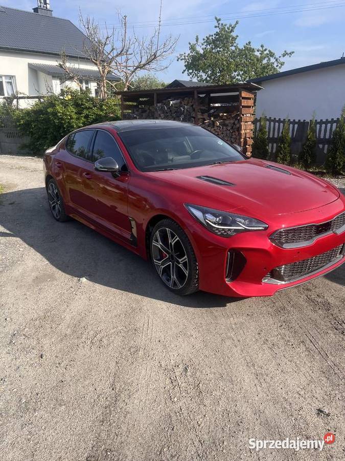 Kia stinger 370KM Lipa