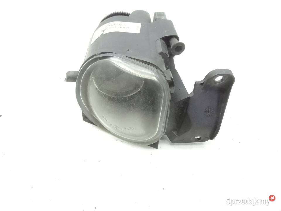 AUDI A8 D2 9902 HALOGEN LEWY 4D0941699A Przemęt
