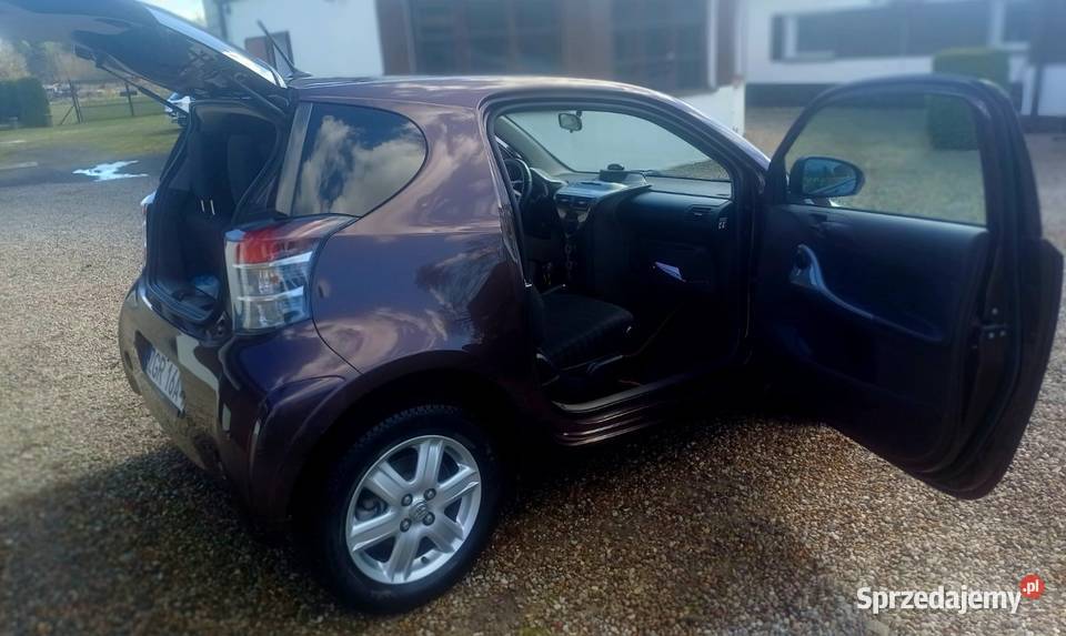 Sprzedam Toyota IQ Hatchback