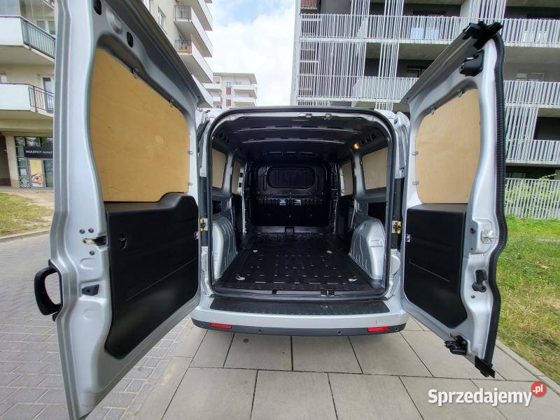Cargo Maxi SX L2H1 16l Multijet 105Salon Warszawa