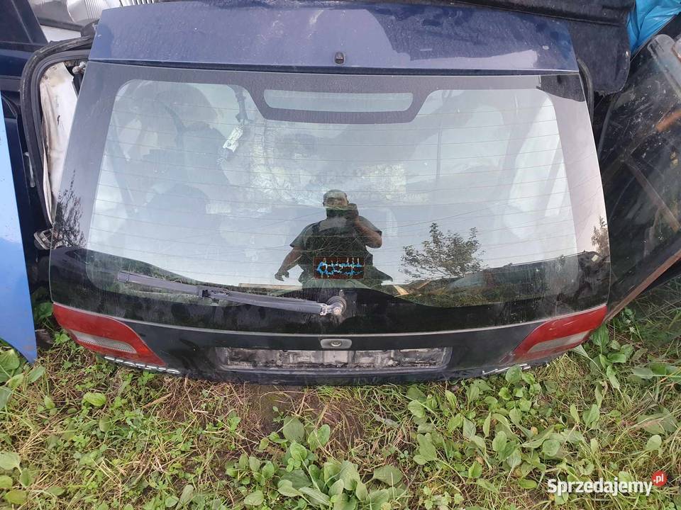 Klapa tylna Volvo v40 9604 Granatowa Karoseria Kraków
