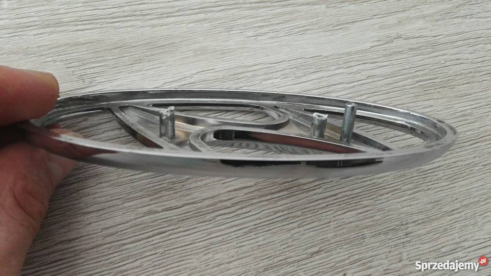HYUNDAI LOGO ZNACZEK 15879 Międzychód