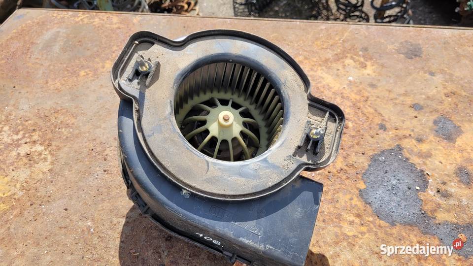 Wentylator nawiewu Renault 106 osobowe Części mazowieckie Łagów