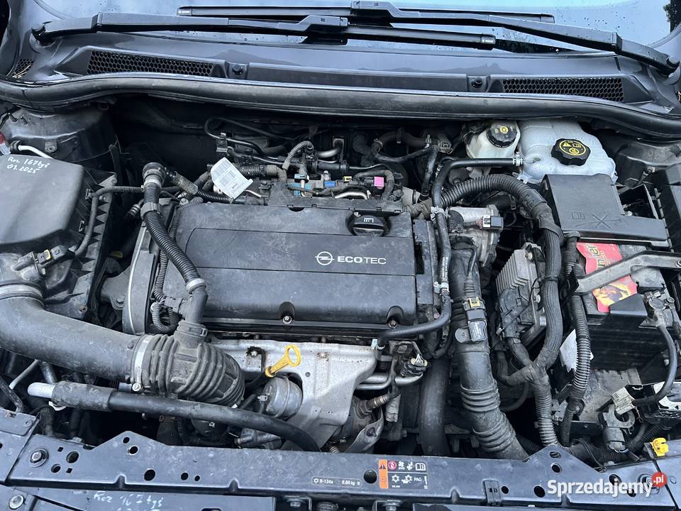 Opel Astra J GTC Sport 16 Turbo 180 BiXenon Zygmunty