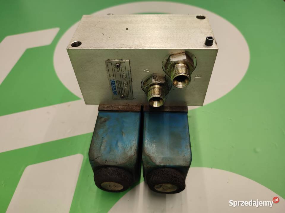 Blok hydrauliczny zmiany ustawienia kół VICKERS Wilkowo