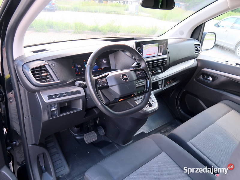 Do wynajecia bus 9 osobowy Opel Zafira life
