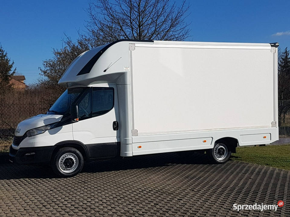Iveco Daily KONTENER NISKOPODŁOGOWY 443x223x242 elektryczne lusterka Poręba