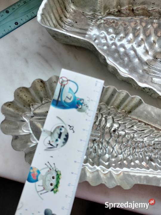 Dwie blaszki do pieczenia w kształcie ryb Choszczno