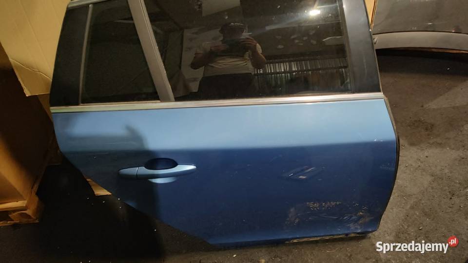 Drzwi prawe tył tylne Volvo v60 I lift 71346 osobowe