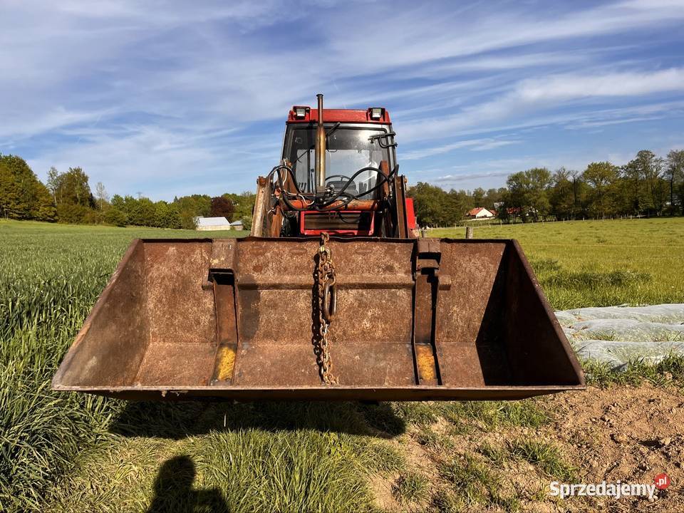 Case 856xl z ładowaczem WOM 540/1000 obr. dolnośląskie Mojesz