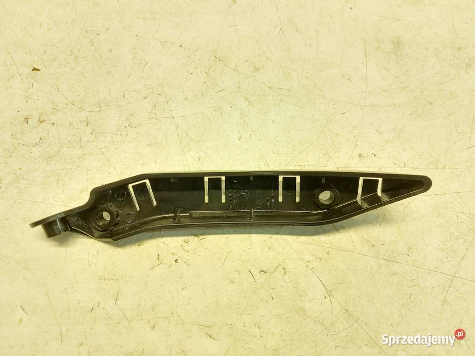 TESLA MODEL Y 2022r ŚLIZG MOCOWANIE ZDERZAKA