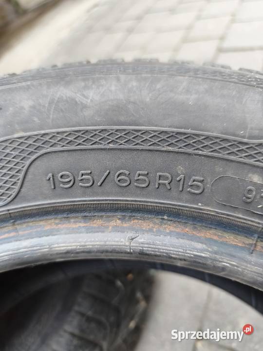 Dwie opony zimowe Kleber 19565 r15 Wadowice